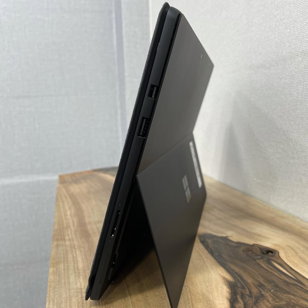 JKoss Surface Pro 6 i7 8th gen – Image 6