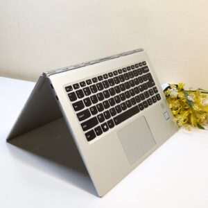 JKoss Lenovo Yoga Core i7 8th gen