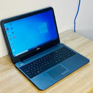 JKoss Dell Latitude 3540 i3