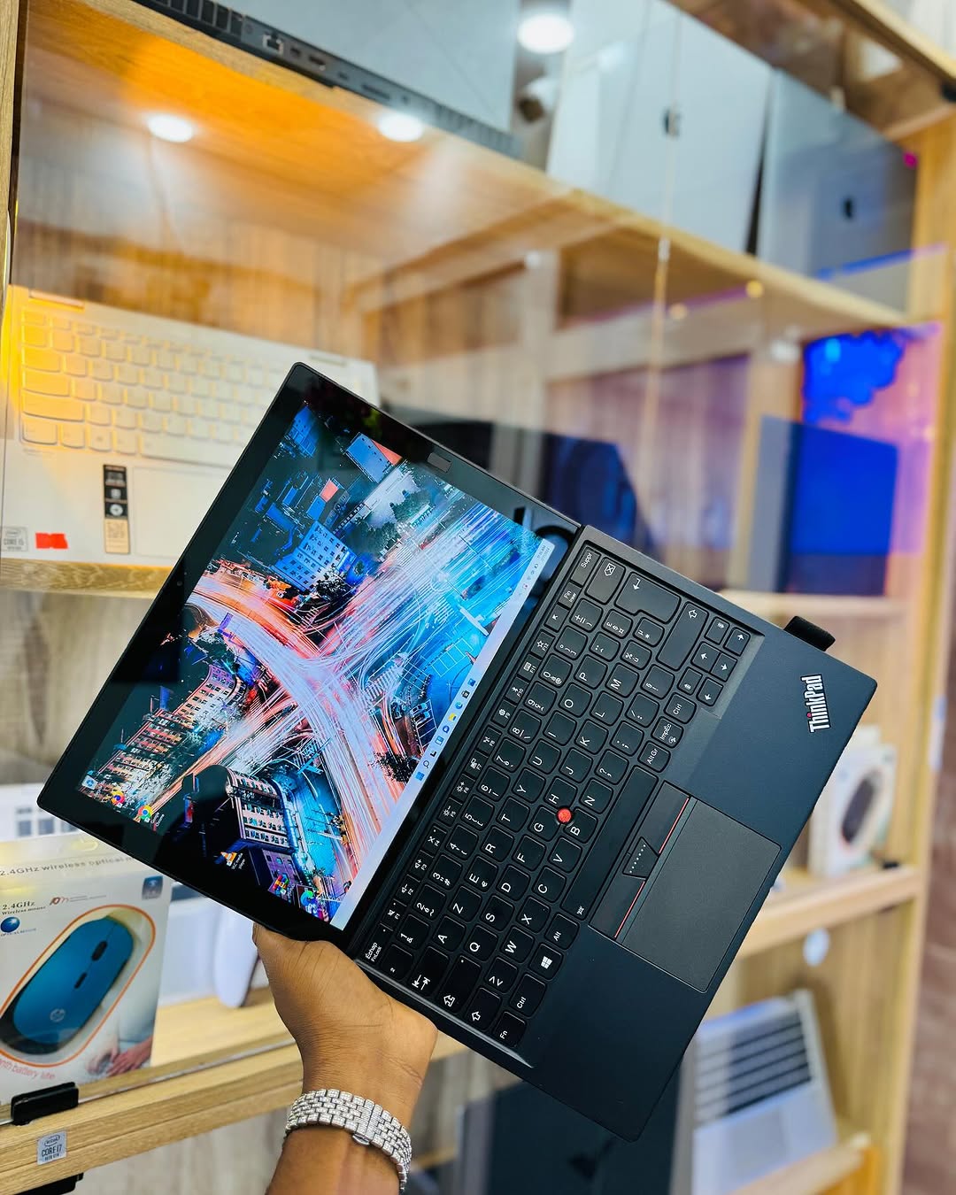 JKoss tablette Lenovo thinkpad i5 7th gen