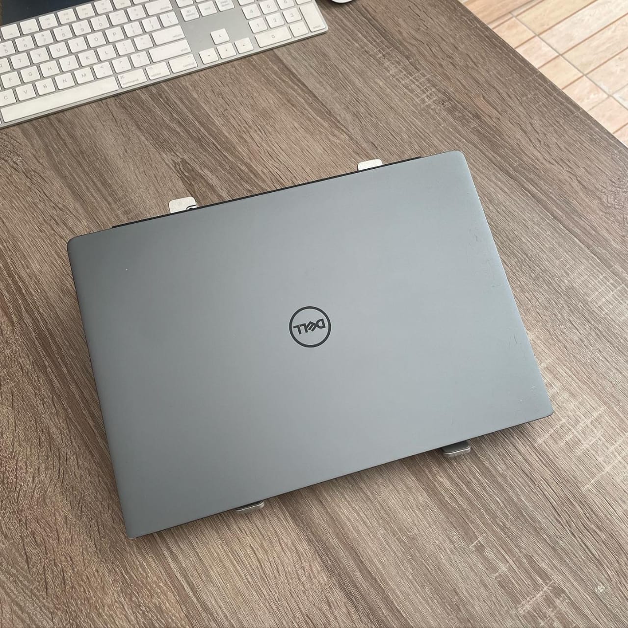 JKoss DELL VOSTRO 5490 Gaming i7 10th gen – Image 3