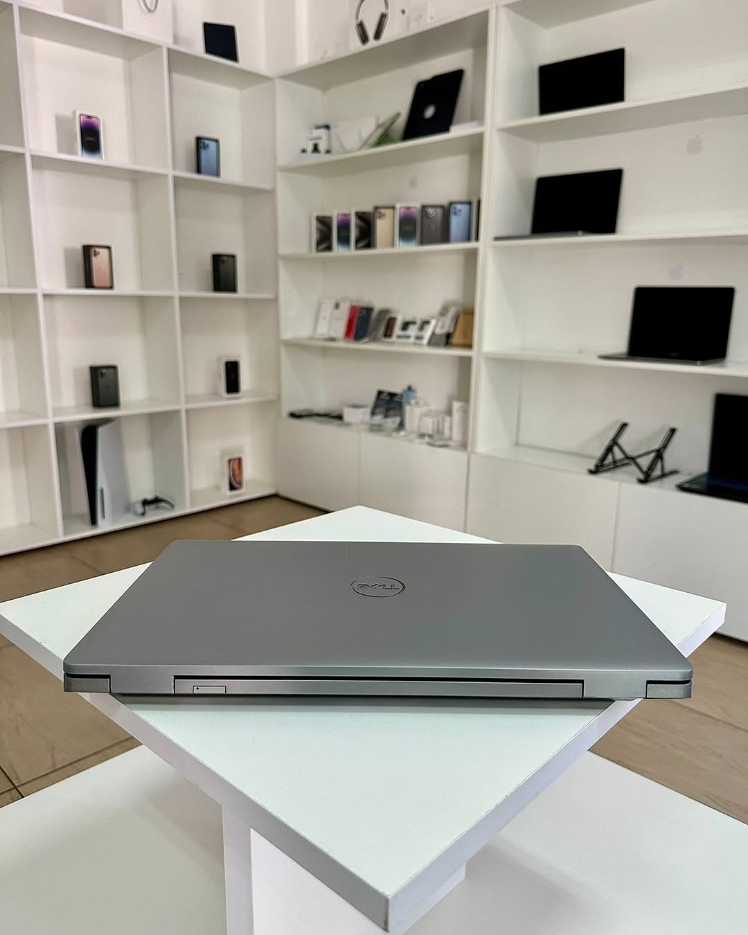 JKoss DELL Latitude 5520 ( version pro) i7 11th gen – Image 3