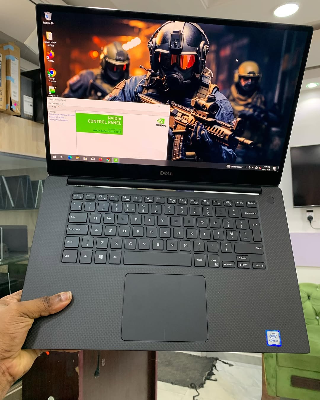 JKoss Mobile workstation Dell XPS 15 9550 Gaming i7 6th gen – Image 3