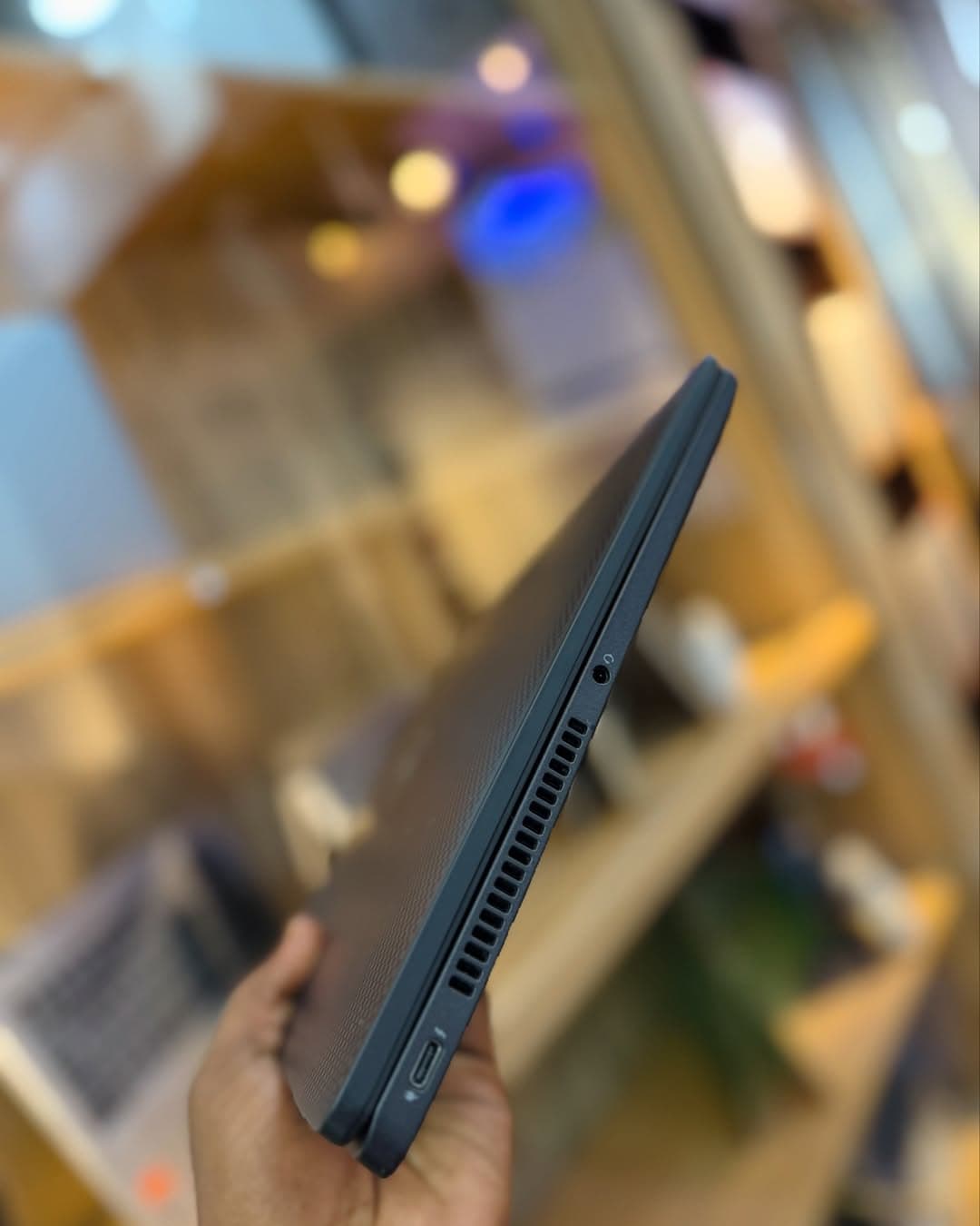 JKoss Ultraslim Dell Latitude 7420 i7 11th gen – Image 5