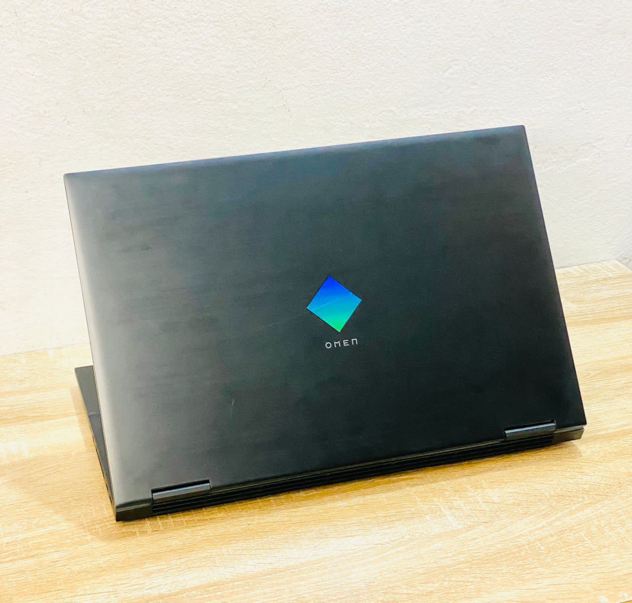 JKoss HP OMEN Laptop 15-ekOxxx i7 10th gen – Image 4