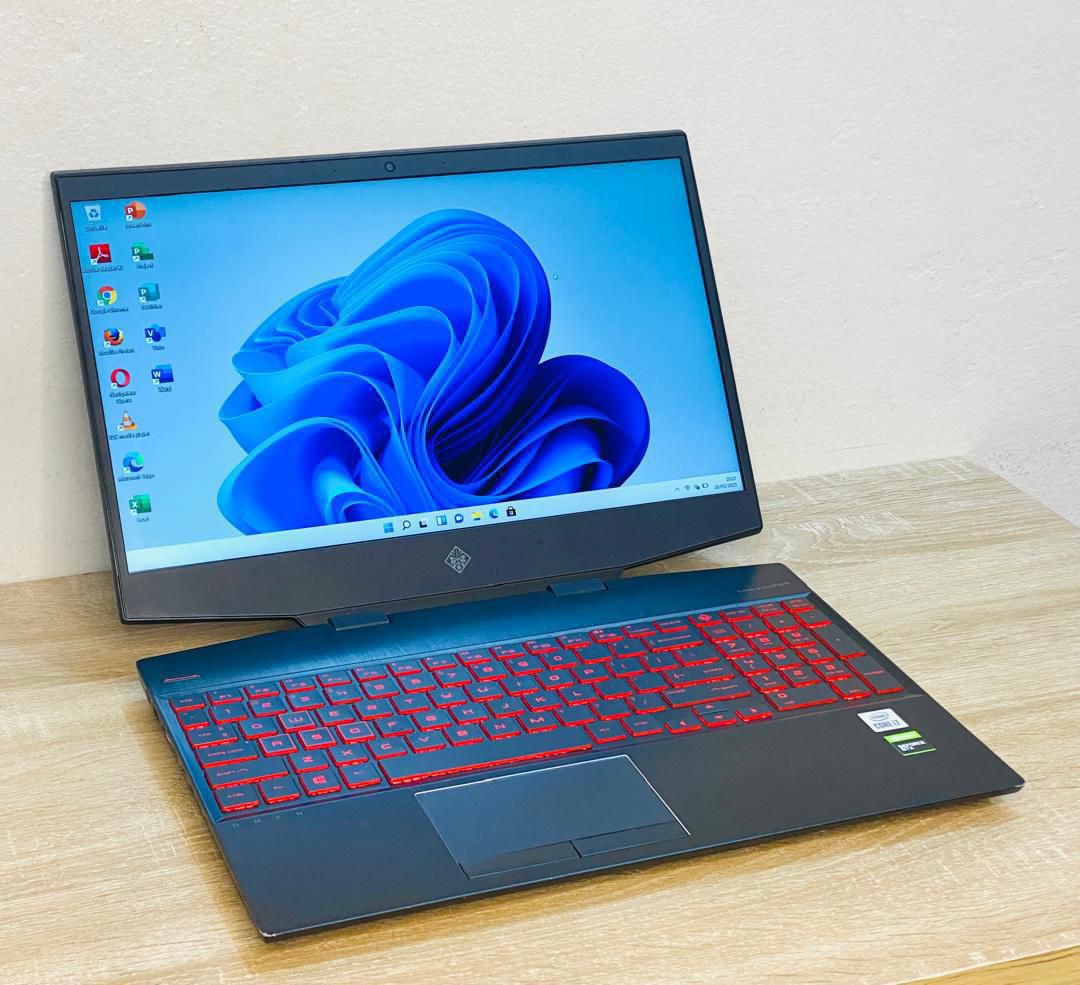JKoss HP OMEN Laptop 15-dh1xxx i7 10th gen