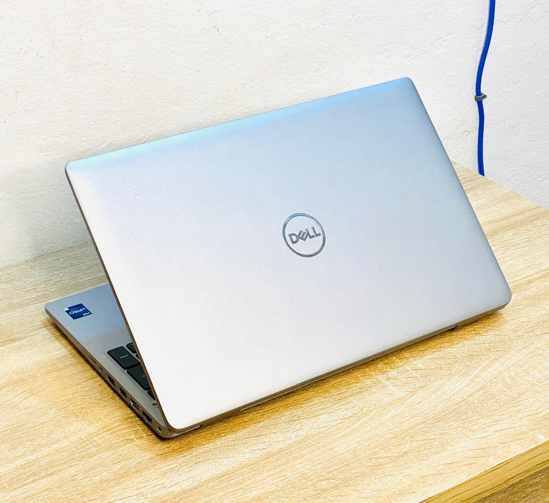 JKoss DELL Latitude 5530 i7 12th gen – Image 4