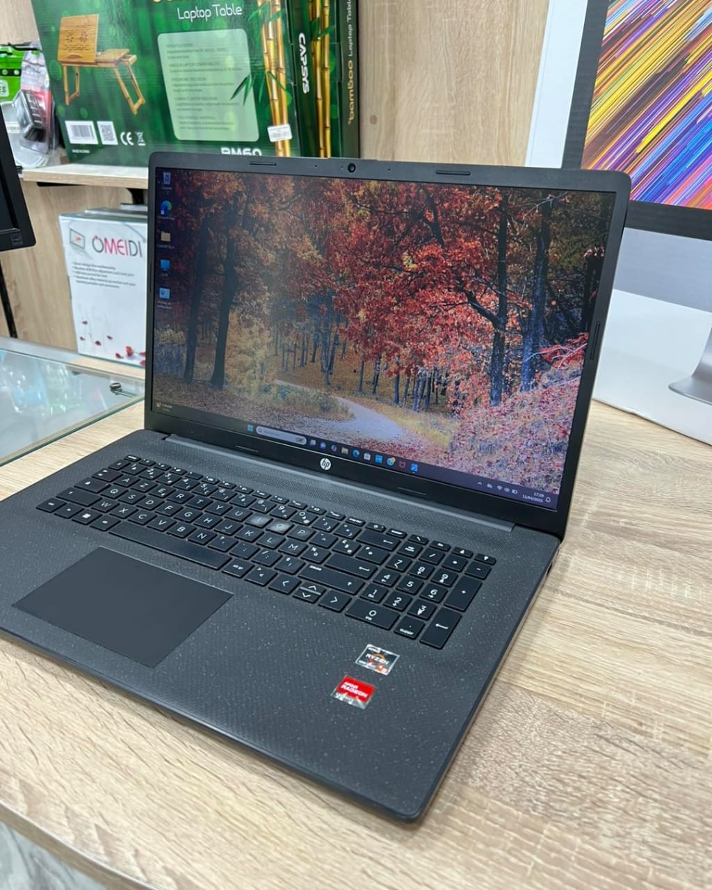 JKoss HP Laptops 17z-cp000 Gaming i7 7th gen – Image 2