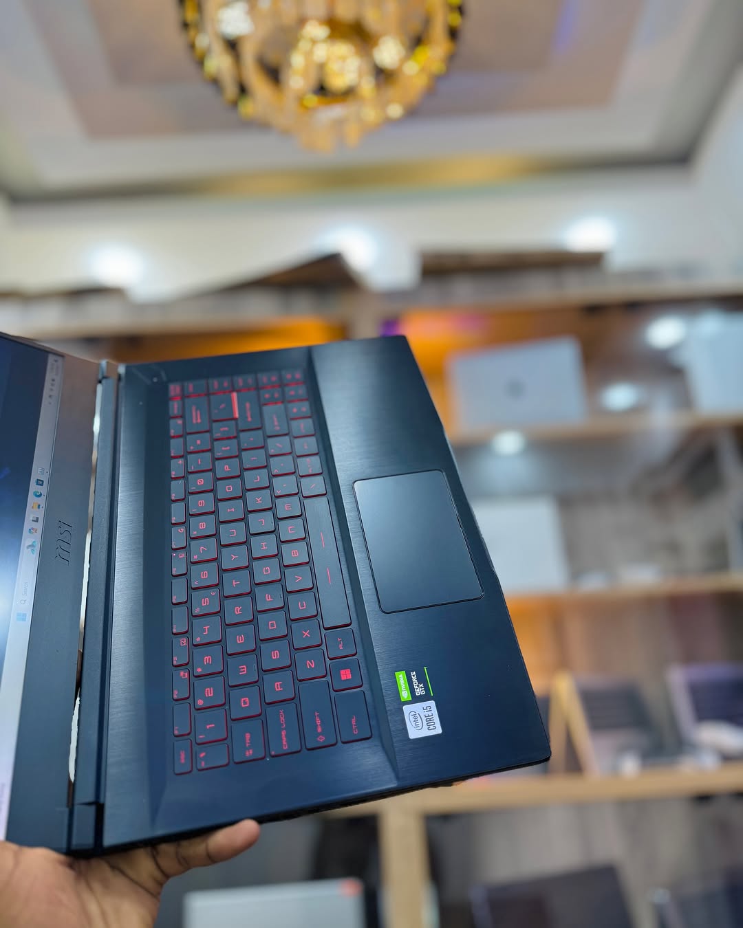 JKoss MSI GF63 thin 10SC Gaming i5 10th gen – Image 4