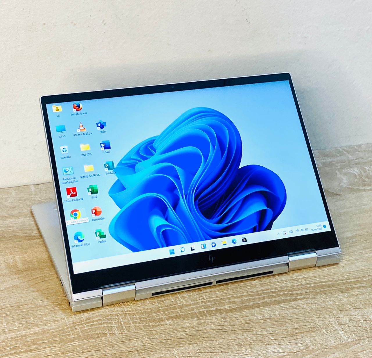 JKoss HP ENVY x360 2-in-1 Laptop -13- bfOxxx i7 12th gen – Image 3