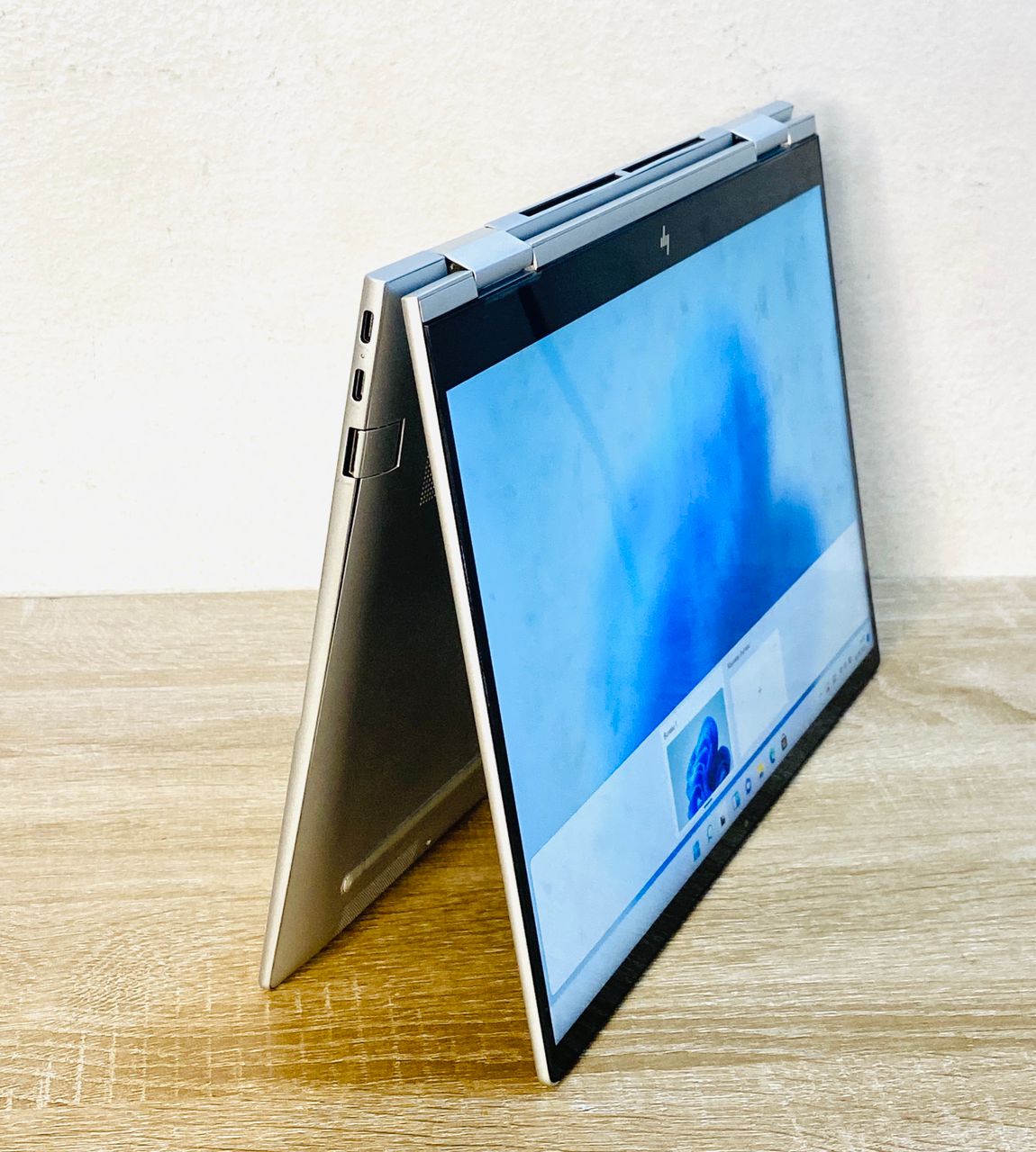 JKoss HP ENVY x360 2-in-1 Laptop -13- bfOxxx i7 12th gen – Image 4