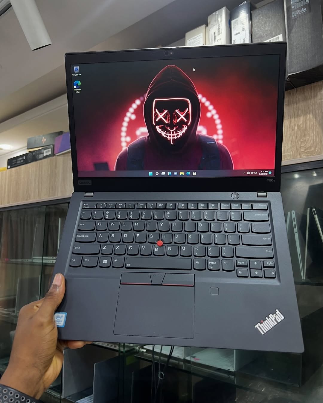JKoss LENOVO thinkpad T490s i5 8th gen