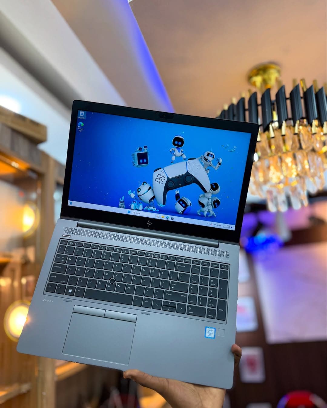 JKoss Gaming by HP Zbook 15u G5 workstation (Station de Travail) i7 8th gen