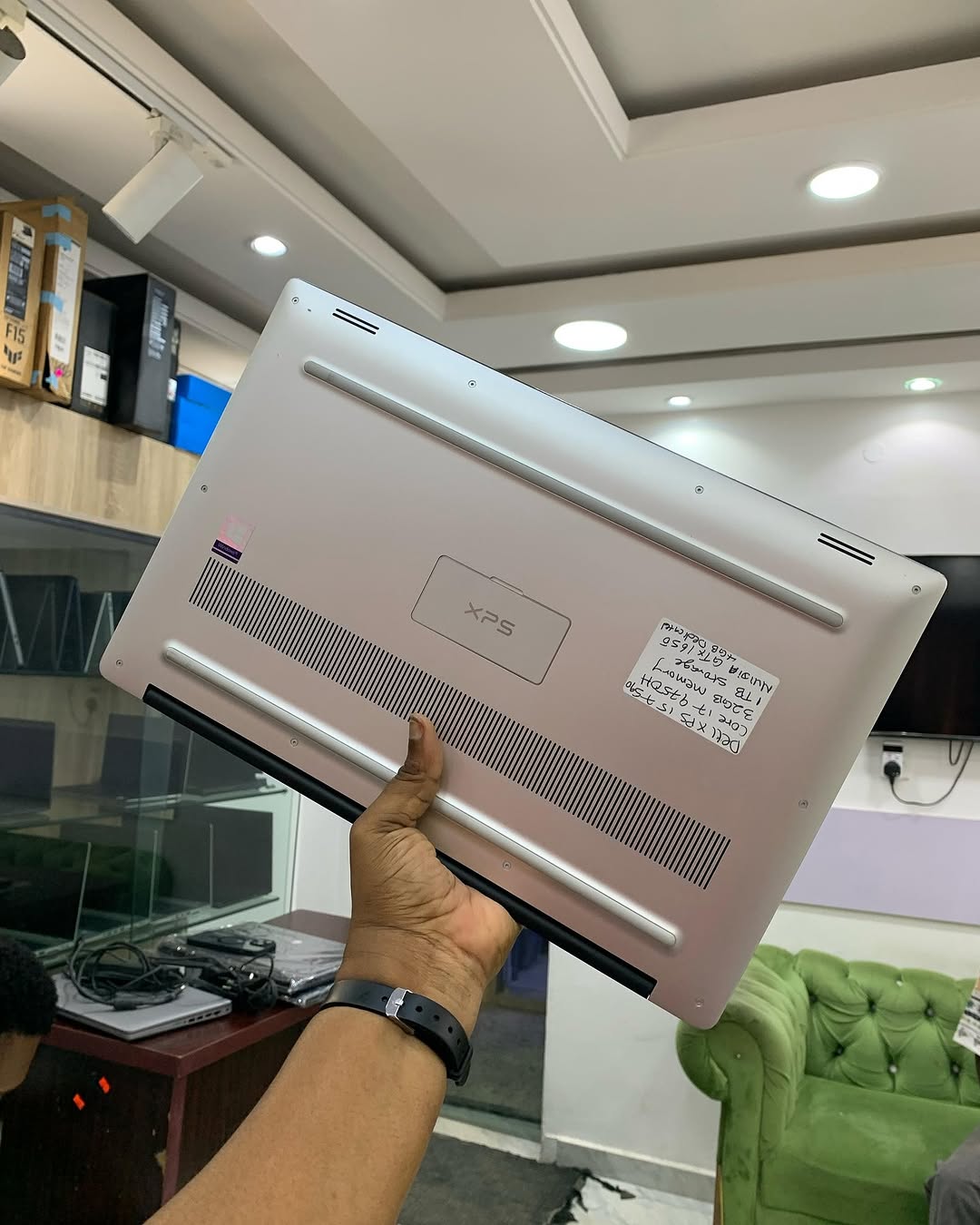 JKoss Mobile workstation Dell XPS 15 9550 Gaming i7 6th gen – Image 4