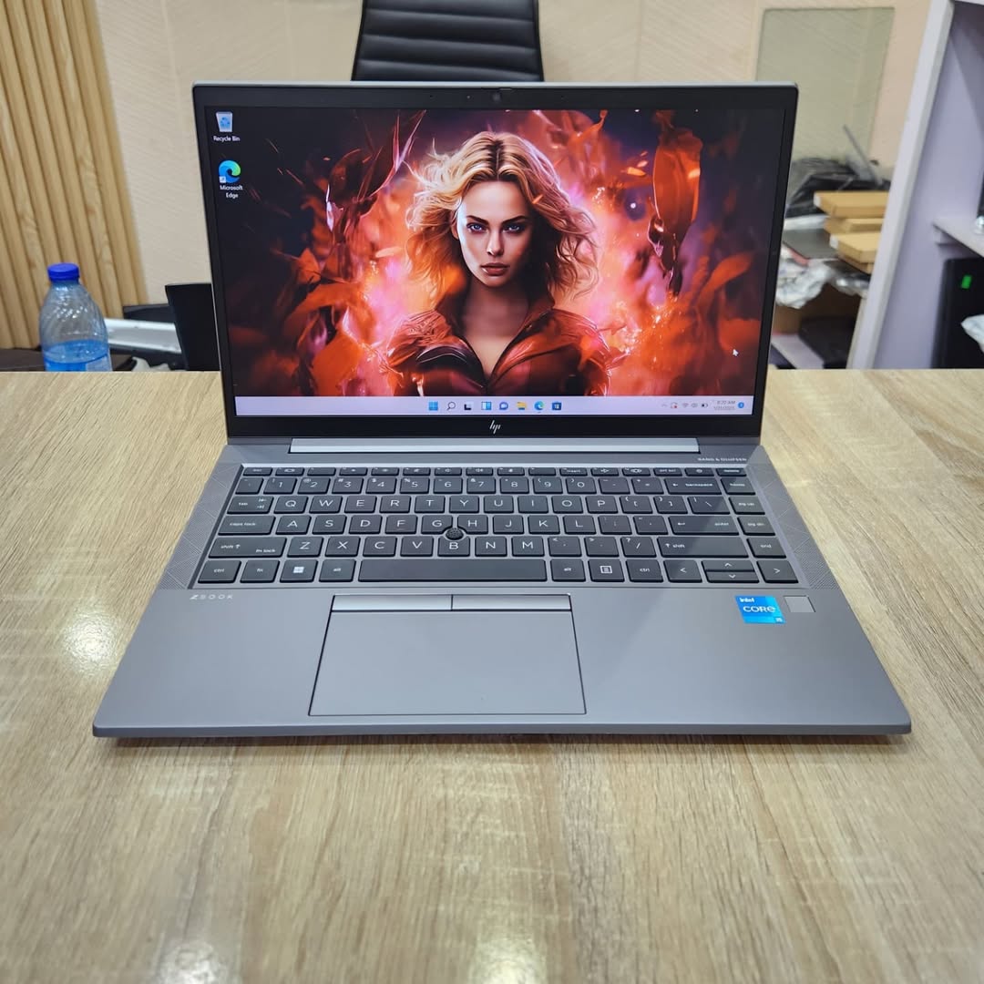 JKoss HP Zbook firefly 14 G8 workstation (Station de Travail) i5 11th gen