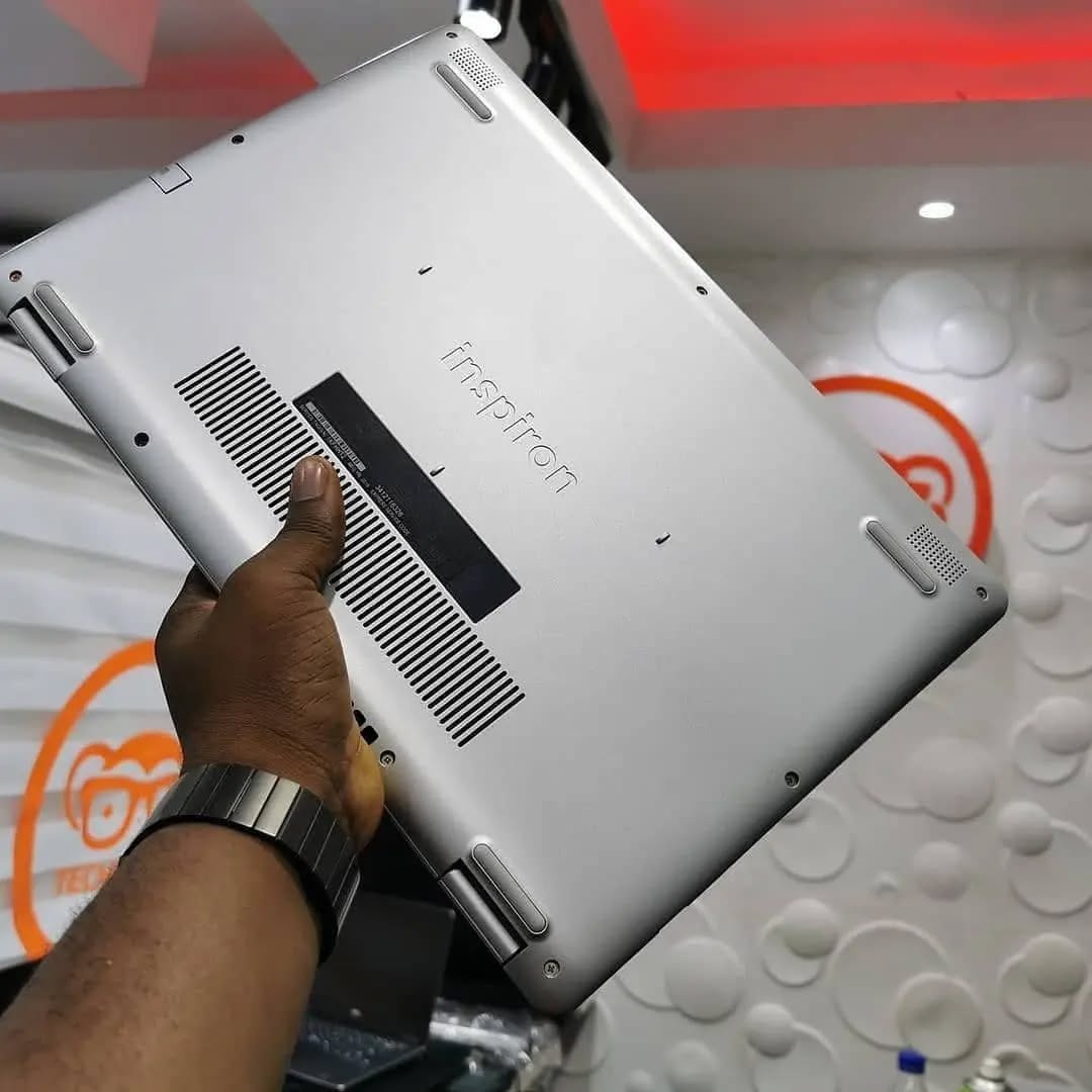 JKoss Dell inspiron 5584 i7 8th gen – Image 4